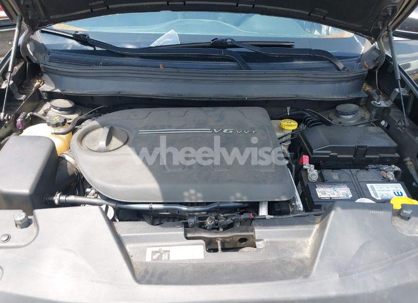 Photo 10 of 2015 Jeep Cherokee LIMITED (VIN 1C4PJLDS2FW722262)