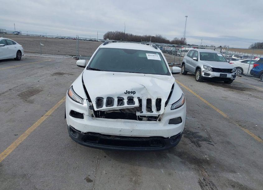 Photo 6 of 2017 Jeep Cherokee HIGH ALTITUDE FWD (VIN 1C4PJLDS2HW642480)