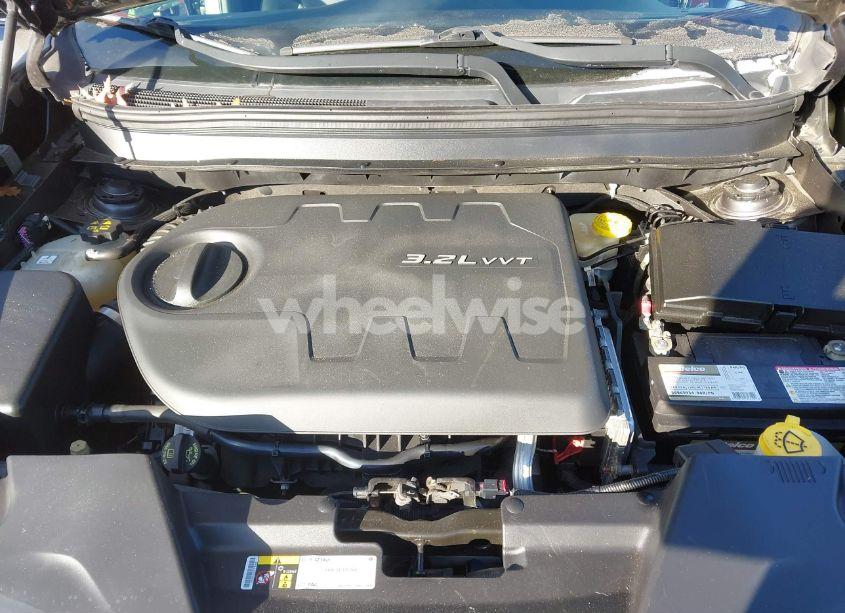 Photo 10 of 2014 Jeep Cherokee LIMITED (VIN 1C4PJLDS3EW172262)