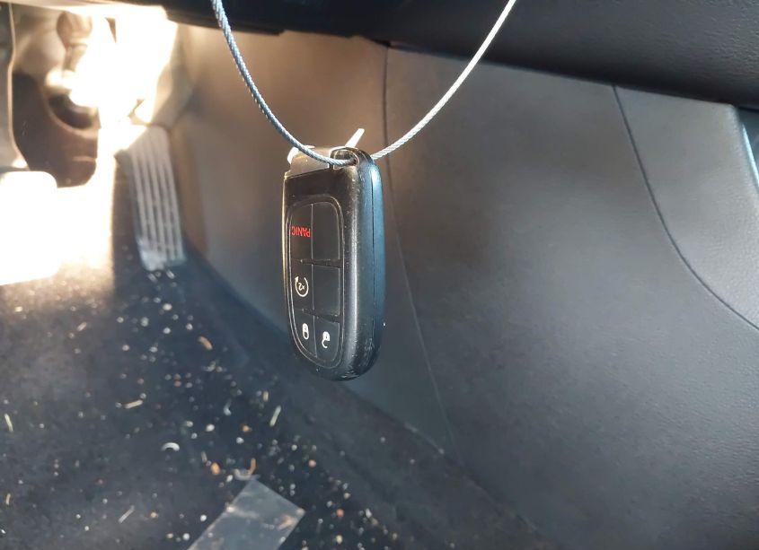 Photo 11 of 2014 Jeep Cherokee LIMITED (VIN 1C4PJLDS3EW186890)