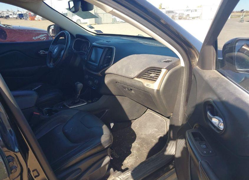 Photo 5 of 2015 Jeep Cherokee LIMITED (VIN 1C4PJLDS3FW580584)