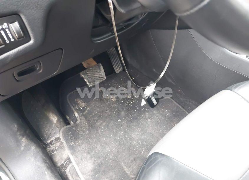 Photo 11 of 2014 Jeep Cherokee LIMITED (VIN 1C4PJLDS4EW115066)