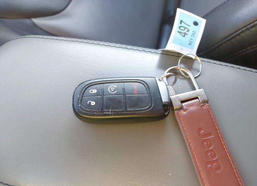 Photo 11 of 2014 Jeep Cherokee LIMITED (VIN 1C4PJLDS4EW225874)