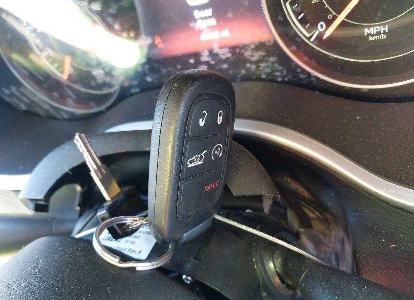 Photo 11 of 2015 Jeep Cherokee LIMITED (VIN 1C4PJLDS5FW554343)