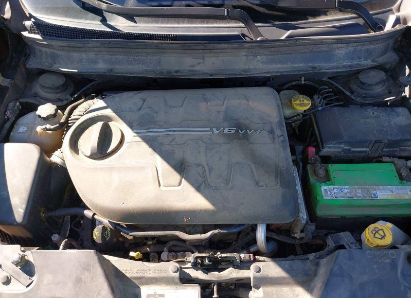 Photo 10 of 2016 Jeep Cherokee LIMITED (VIN 1C4PJLDS5GW114592)