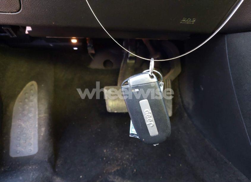 Photo 11 of 2014 Jeep Cherokee LIMITED (VIN 1C4PJLDS6EW160753)