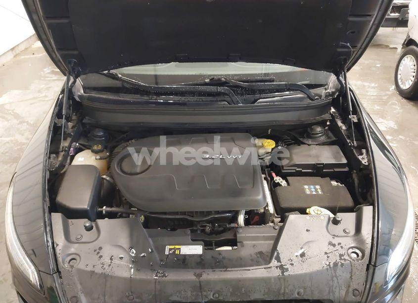 Photo 10 of 2014 Jeep Cherokee LIMITED (VIN 1C4PJLDS8EW157823)