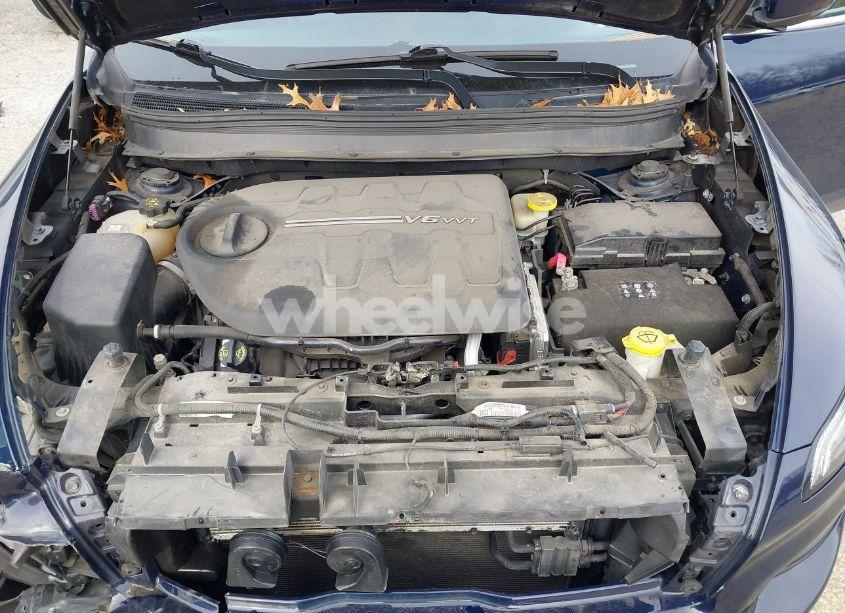 Photo 10 of 2015 Jeep Cherokee LIMITED (VIN 1C4PJLDS8FW603096)