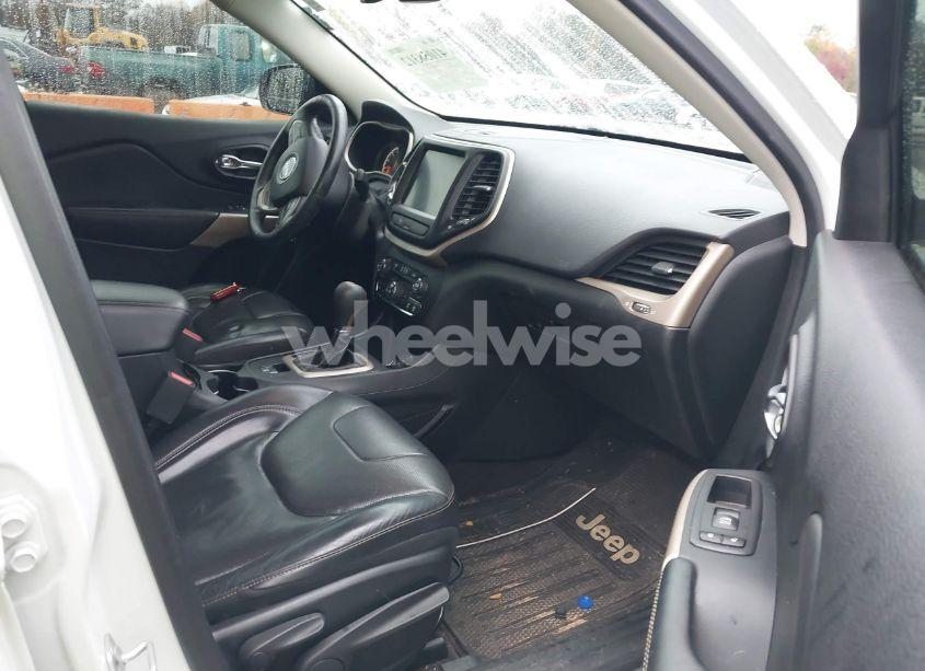 Photo 5 of 2017 Jeep Cherokee HIGH ALTITUDE FWD (VIN 1C4PJLDS9HW607080)