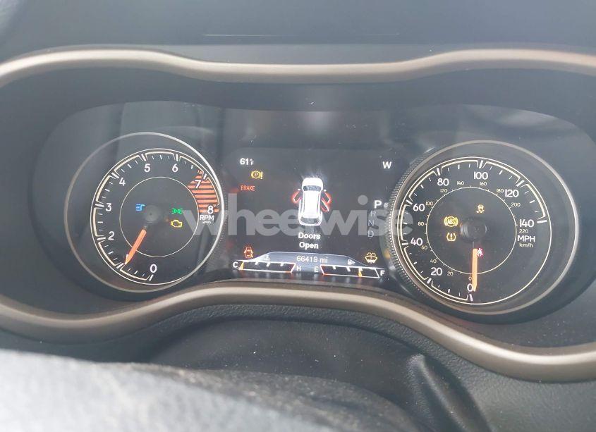 Photo 7 of 2017 Jeep Cherokee LIMITED FWD (VIN 1C4PJLDS9HW650690)