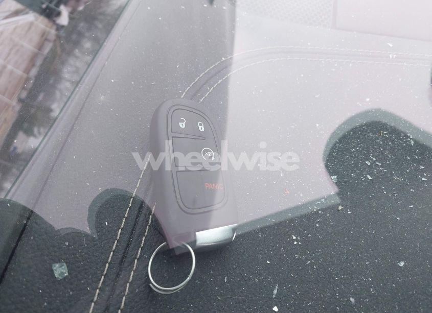 Photo 11 of 2014 Jeep Cherokee LIMITED (VIN 1C4PJLDSXEW181315)