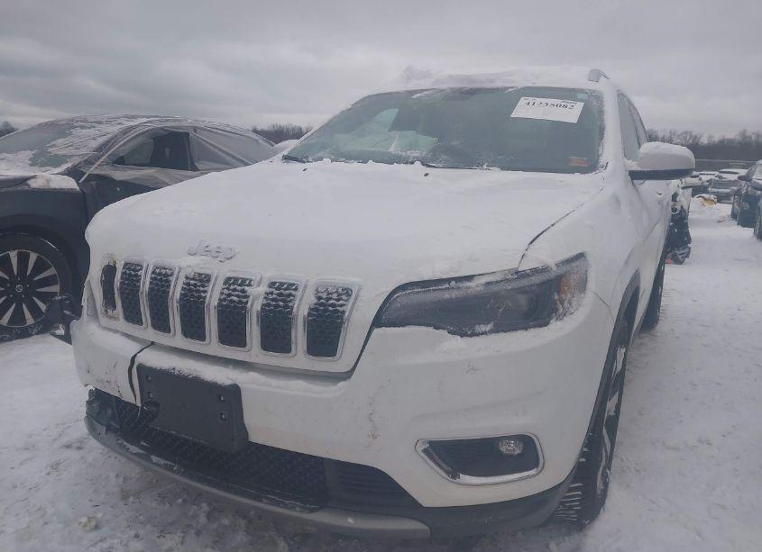 Photo 2 of 2019 Jeep Cherokee LIMITED FWD (VIN 1C4PJLDX2KD111049)