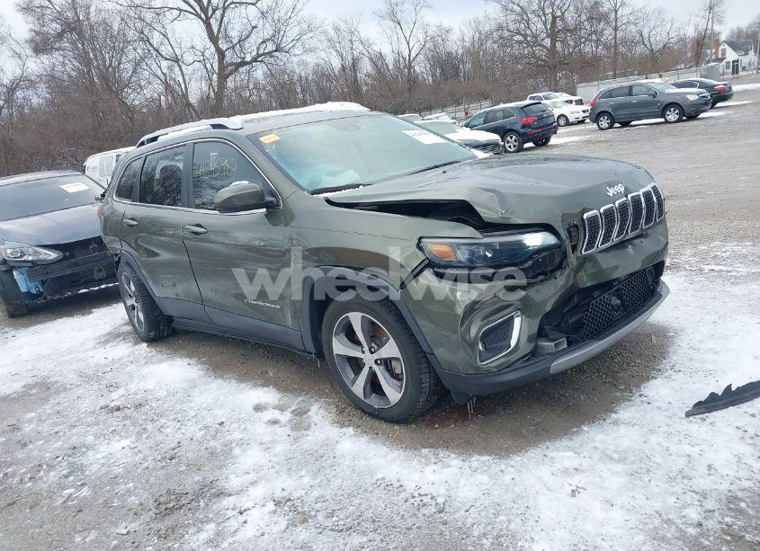 2019 Jeep Cherokee LIMITED FWD (VIN 1C4PJLDX3KD273157) main photo