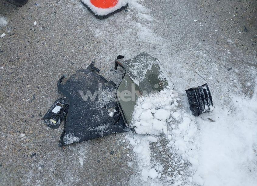 Photo 12 of 2019 Jeep Cherokee LIMITED FWD (VIN 1C4PJLDX3KD273157)