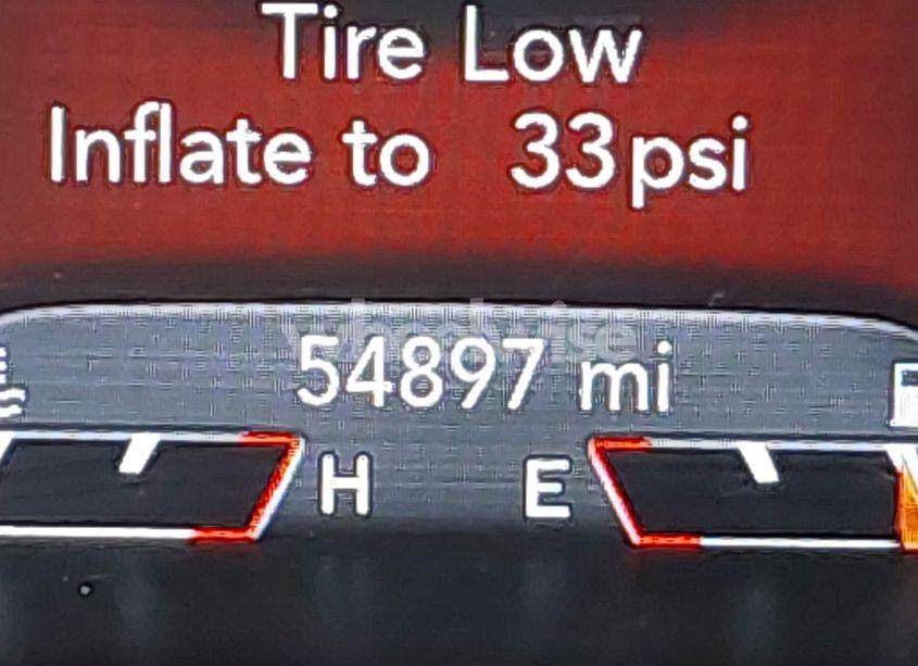 Photo 16 of 2019 Jeep Cherokee LIMITED FWD (VIN 1C4PJLDX3KD273157)