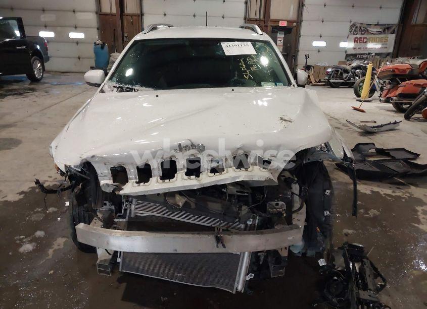 Photo 12 of 2019 Jeep Cherokee LIMITED FWD (VIN 1C4PJLDX3KD273160)