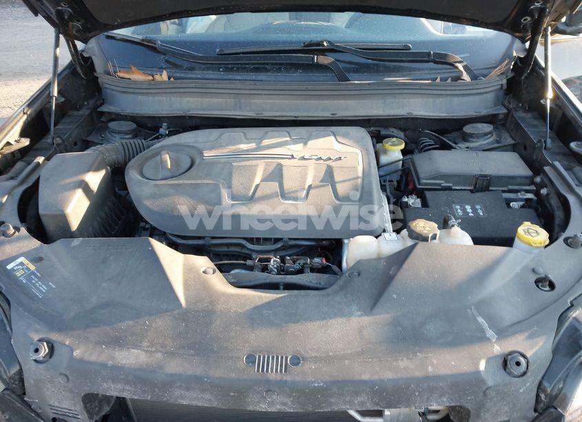 Photo 10 of 2019 Jeep Cherokee LIMITED FWD (VIN 1C4PJLDX4KD429111)