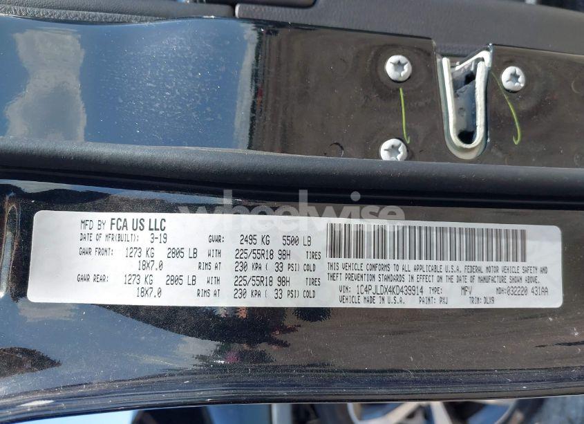 Photo 9 of 2019 Jeep Cherokee LIMITED FWD (VIN 1C4PJLDX4KD439914)