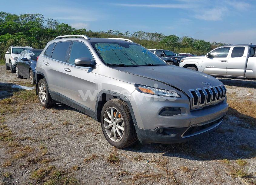 2018 Jeep Cherokee LIMITED FWD (VIN 1C4PJLDX5JD605632) main photo