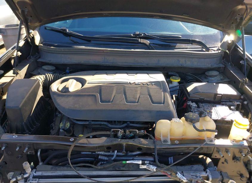 Photo 10 of 2019 Jeep Cherokee LIMITED FWD (VIN 1C4PJLDX9KD286530)