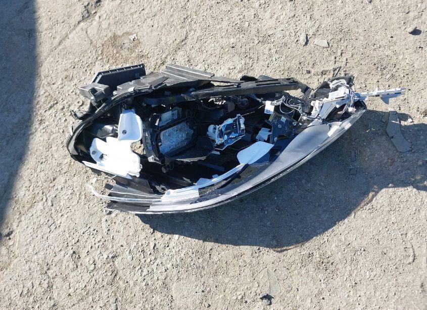 Photo 12 of 2019 Jeep Cherokee LIMITED FWD (VIN 1C4PJLDX9KD286530)