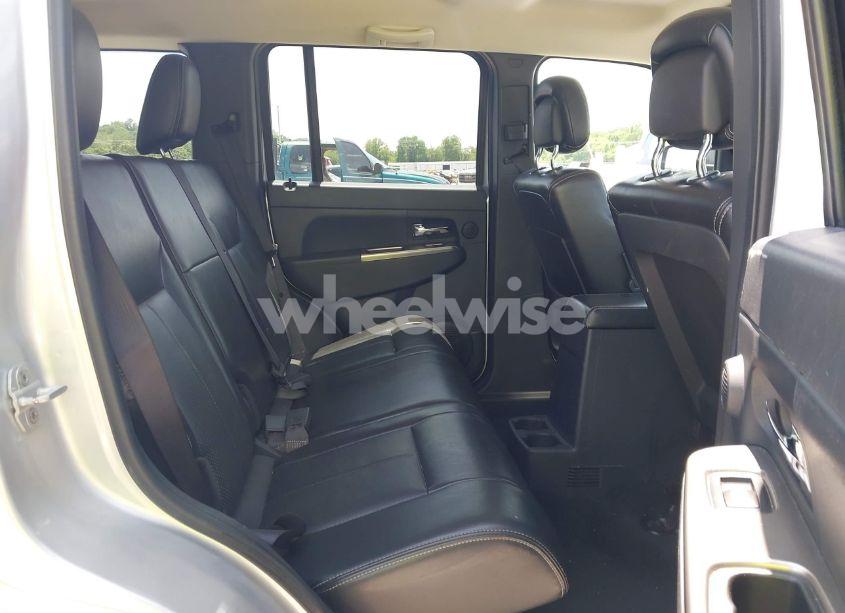 Photo 8 of 2012 Jeep Liberty LIMITED JET EDITION (VIN 1C4PJLFK3CW133293)