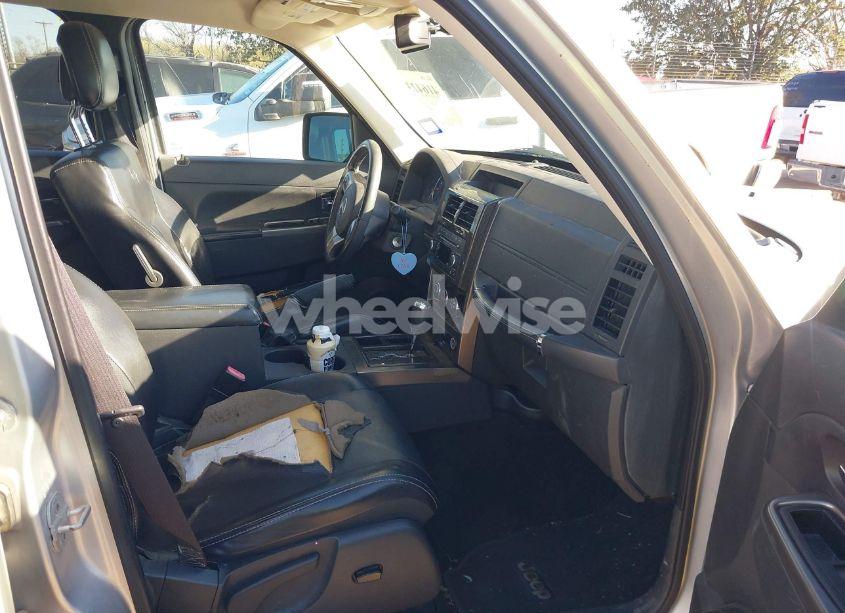 Photo 5 of 2012 Jeep Liberty LIMITED JET EDITION (VIN 1C4PJLFK6CW103026)