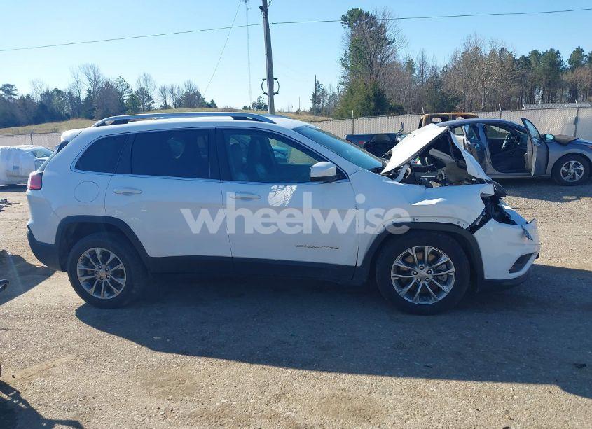 Photo 13 of 2019 Jeep Cherokee LATITUDE PLUS FWD (VIN 1C4PJLLB0KD151426)