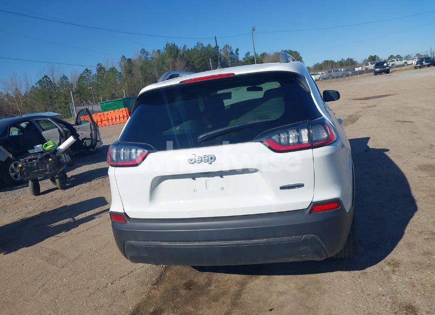 Photo 16 of 2019 Jeep Cherokee LATITUDE PLUS FWD (VIN 1C4PJLLB0KD151426)