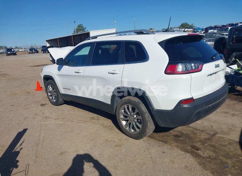 Photo 3 of 2019 Jeep Cherokee LATITUDE PLUS FWD (VIN 1C4PJLLB0KD151426)