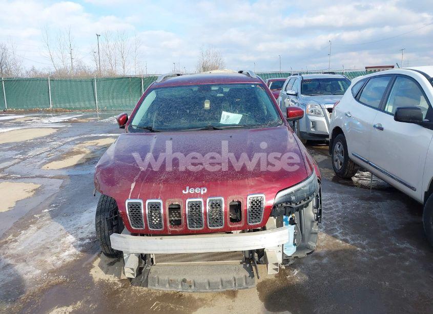 Photo 13 of 2019 Jeep Cherokee LATITUDE PLUS FWD (VIN 1C4PJLLB0KD154679)