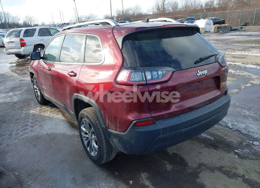 Photo 3 of 2019 Jeep Cherokee LATITUDE PLUS FWD (VIN 1C4PJLLB0KD154679)