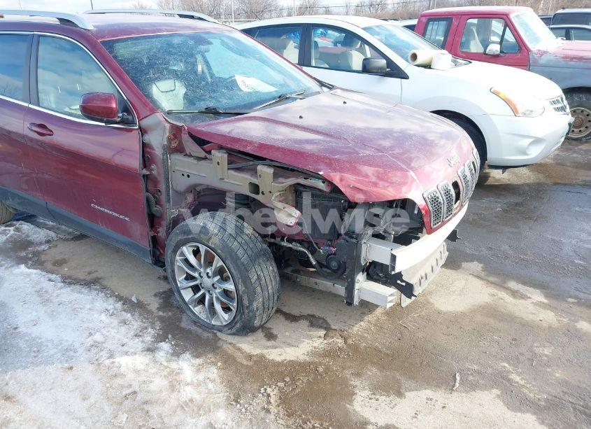 Photo 6 of 2019 Jeep Cherokee LATITUDE PLUS FWD (VIN 1C4PJLLB0KD154679)