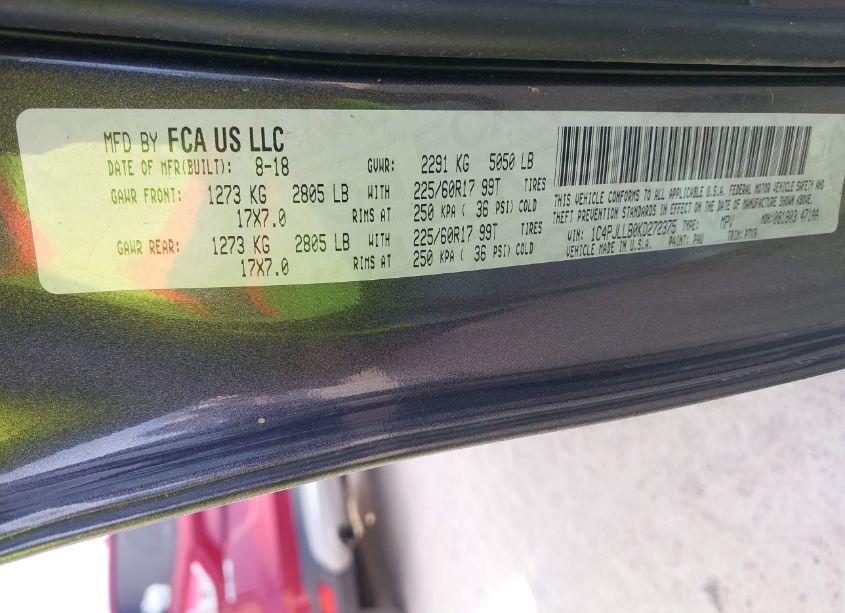 Photo 9 of 2019 Jeep Cherokee LATITUDE PLUS FWD (VIN 1C4PJLLB0KD272375)