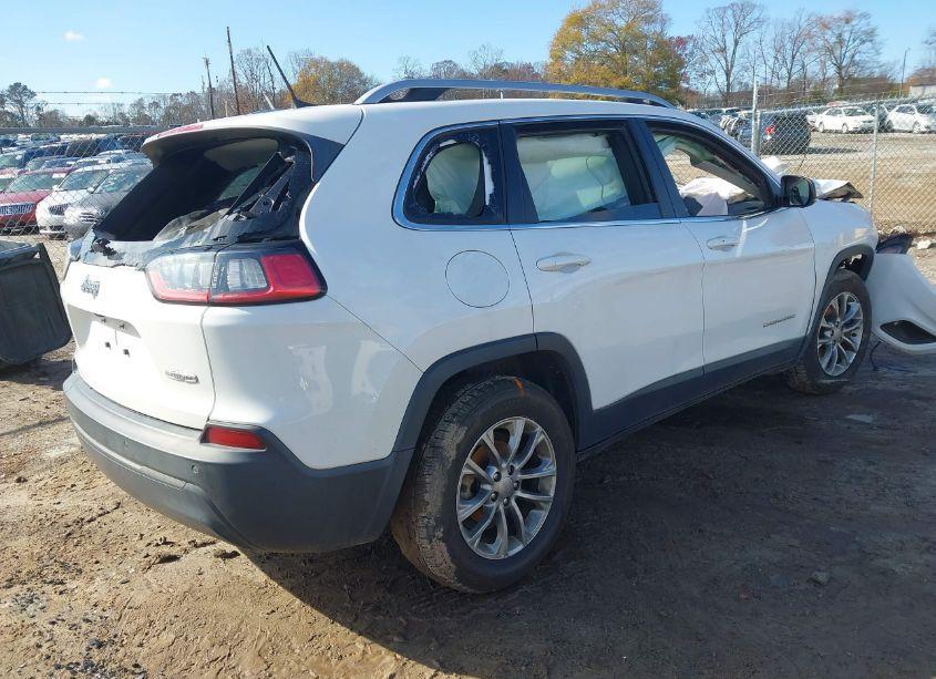 Photo 4 of 2019 Jeep Cherokee LATITUDE PLUS FWD (VIN 1C4PJLLB0KD377188)