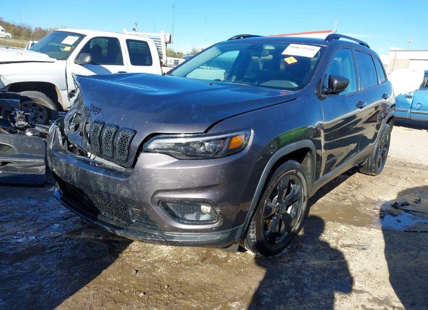 Photo 2 of 2019 Jeep Cherokee ALTITUDE FWD (VIN 1C4PJLLB0KD466050)
