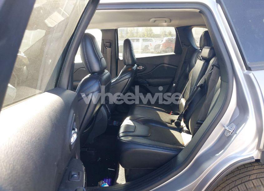 Photo 8 of 2020 Jeep Cherokee ALTITUDE FWD (VIN 1C4PJLLB0LD500716)