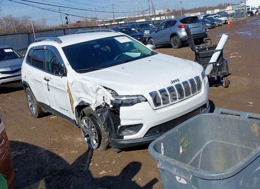 2020 Jeep Cherokee LATITUDE PLUS FWD (VIN 1C4PJLLB0LD643021) main photo