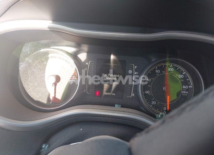 Photo 7 of 2018 Jeep Cherokee LATITUDE PLUS FWD (VIN 1C4PJLLB1JD590634)