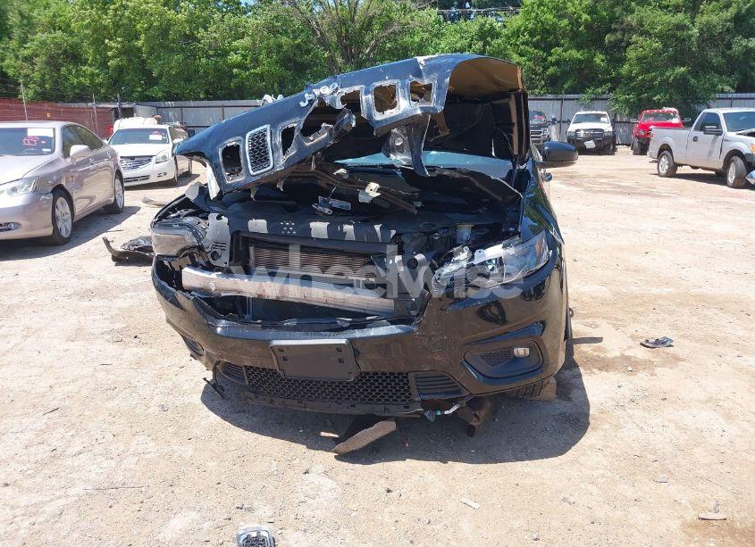 Photo 6 of 2020 Jeep Cherokee LATITUDE PLUS FWD (VIN 1C4PJLLB1LD620279)