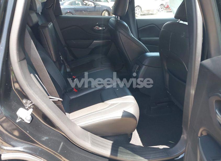 Photo 8 of 2020 Jeep Cherokee LATITUDE PLUS FWD (VIN 1C4PJLLB1LD620279)
