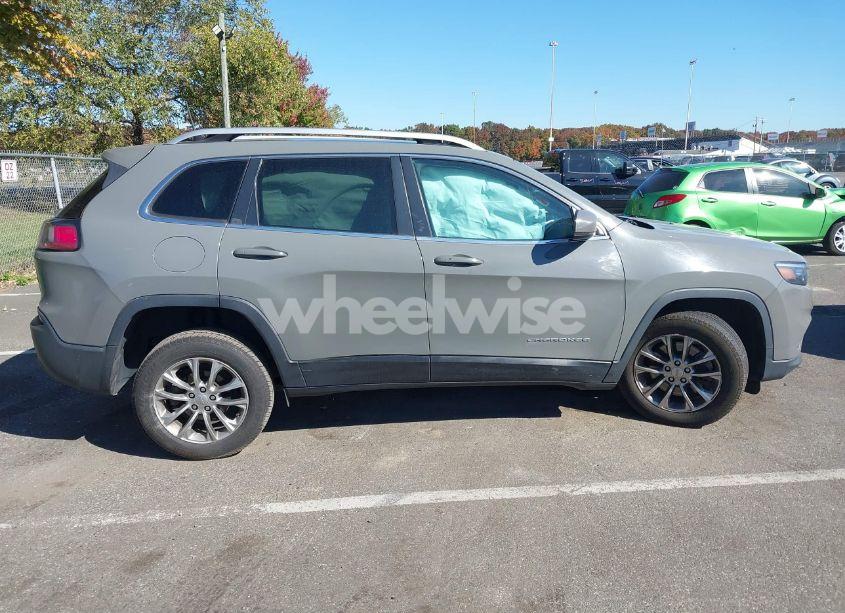 Photo 13 of 2020 Jeep Cherokee LATITUDE PLUS FWD (VIN 1C4PJLLB1LD628267)
