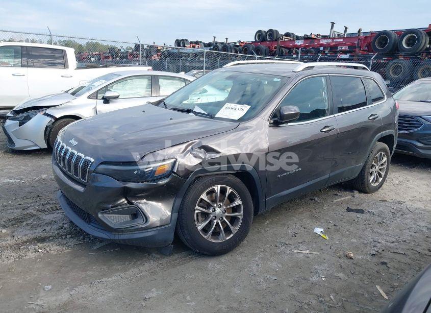 Photo 14 of 2019 Jeep Cherokee LATITUDE PLUS FWD (VIN 1C4PJLLB2KD143876)