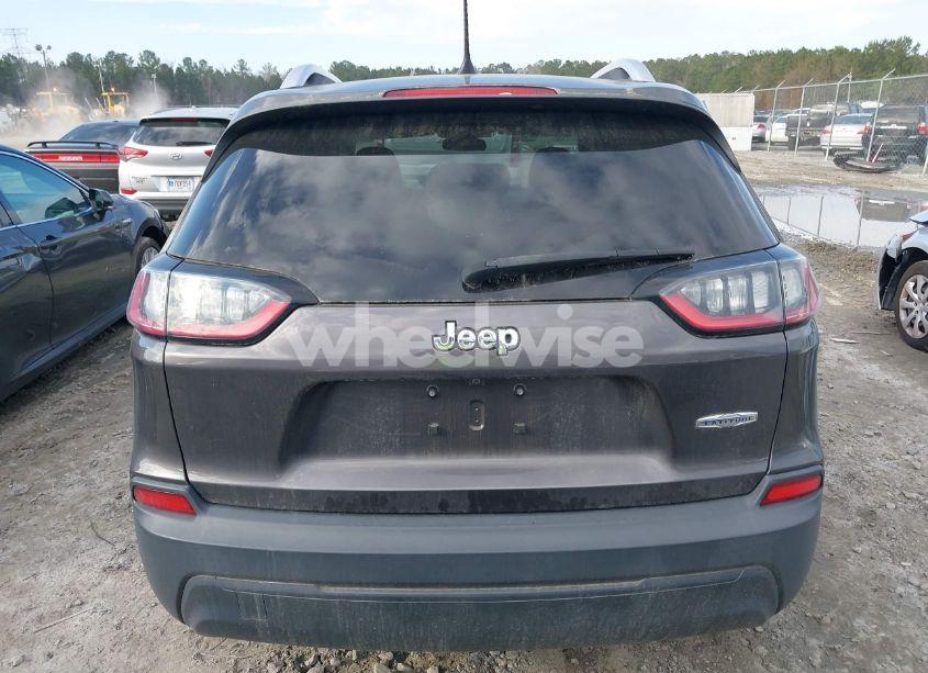 Photo 16 of 2019 Jeep Cherokee LATITUDE PLUS FWD (VIN 1C4PJLLB2KD143876)