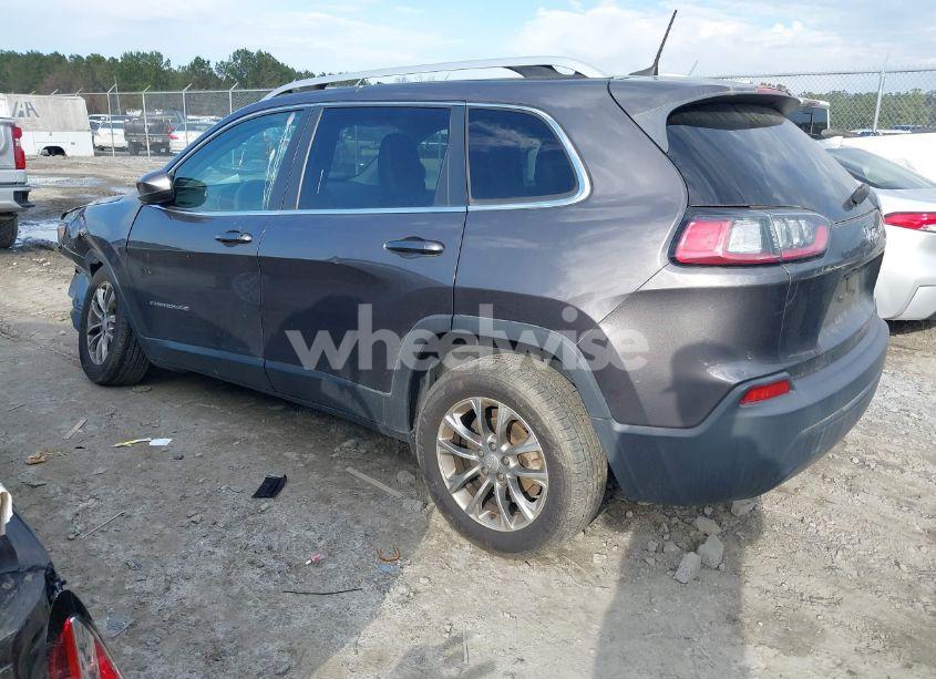 Photo 3 of 2019 Jeep Cherokee LATITUDE PLUS FWD (VIN 1C4PJLLB2KD143876)