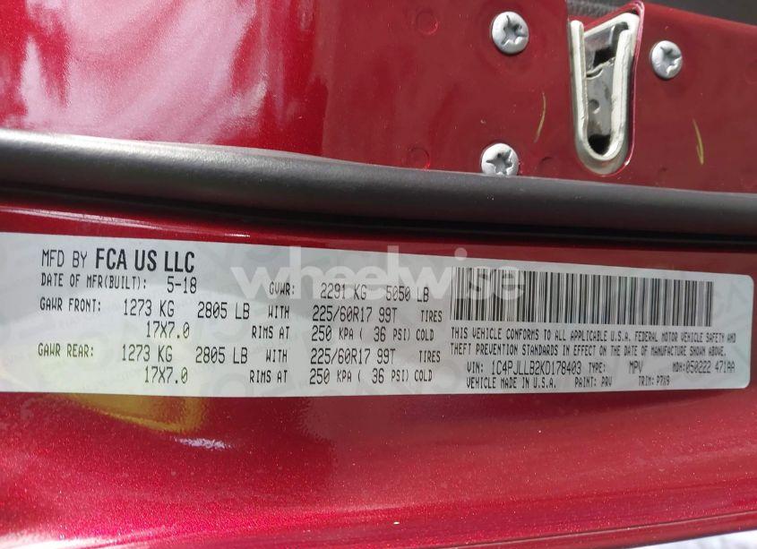 Photo 9 of 2019 Jeep Cherokee LATITUDE PLUS FWD (VIN 1C4PJLLB2KD178403)