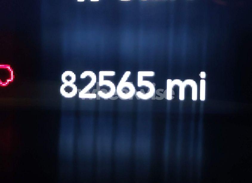 Photo 16 of 2019 Jeep Cherokee LATITUDE PLUS FWD (VIN 1C4PJLLB3KD205690)