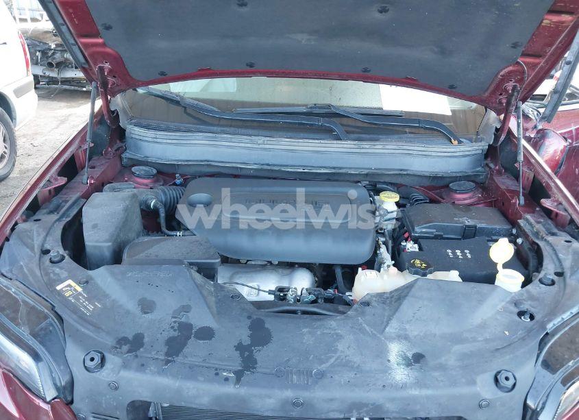 Photo 10 of 2019 Jeep Cherokee LATITUDE PLUS FWD (VIN 1C4PJLLB3KD393353)