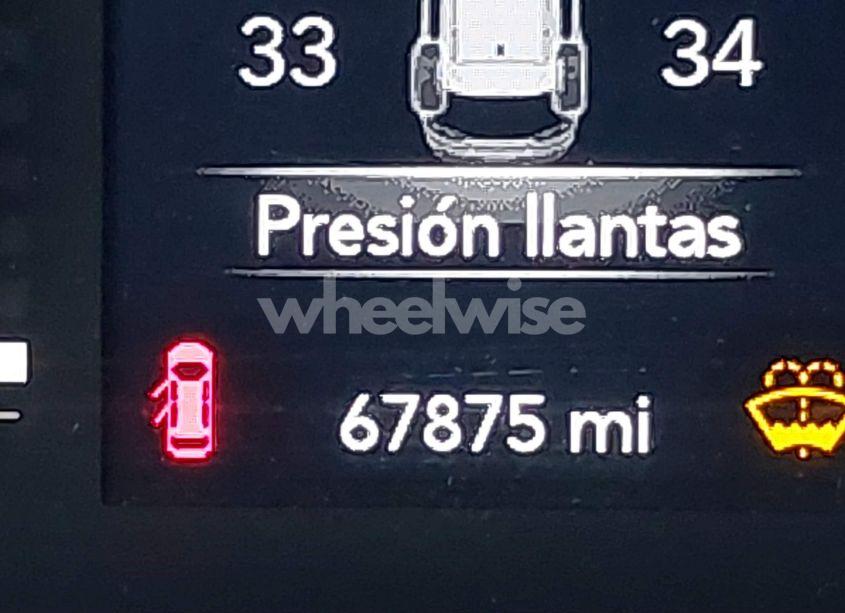 Photo 15 of 2019 Jeep Cherokee LATITUDE PLUS FWD (VIN 1C4PJLLB3KD393353)