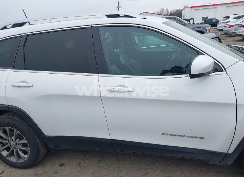 Photo 14 of 2020 Jeep Cherokee LATITUDE PLUS FWD (VIN 1C4PJLLB3LD543821)